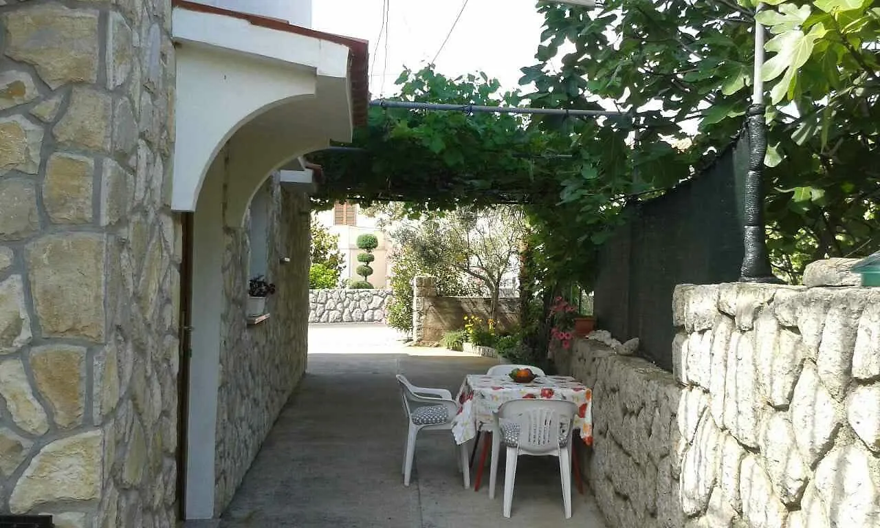 Apartman Tri Palme Gabonjin Διαμέρισμα