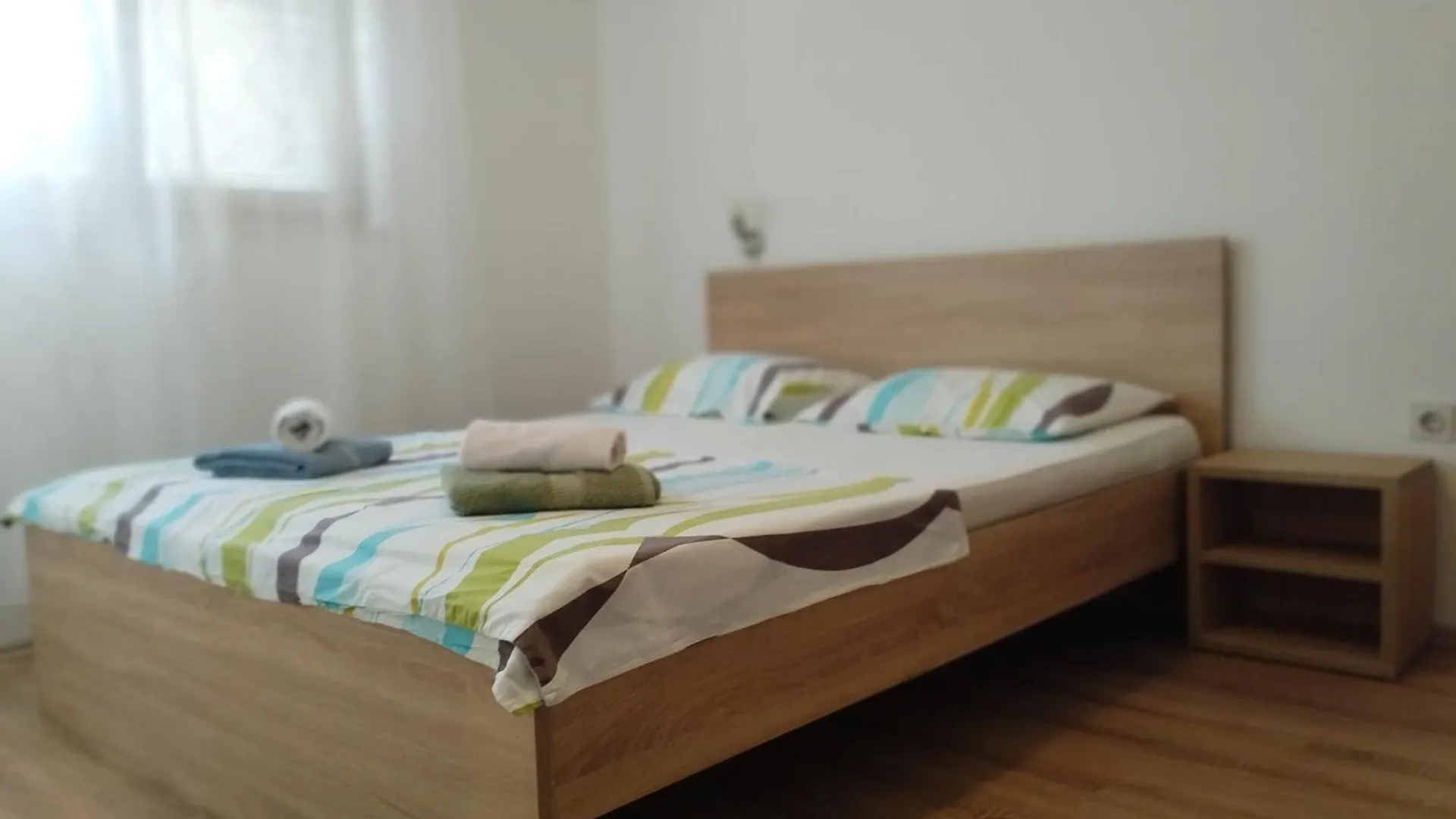 Apartment Apartman Tri Palme Gabonjin