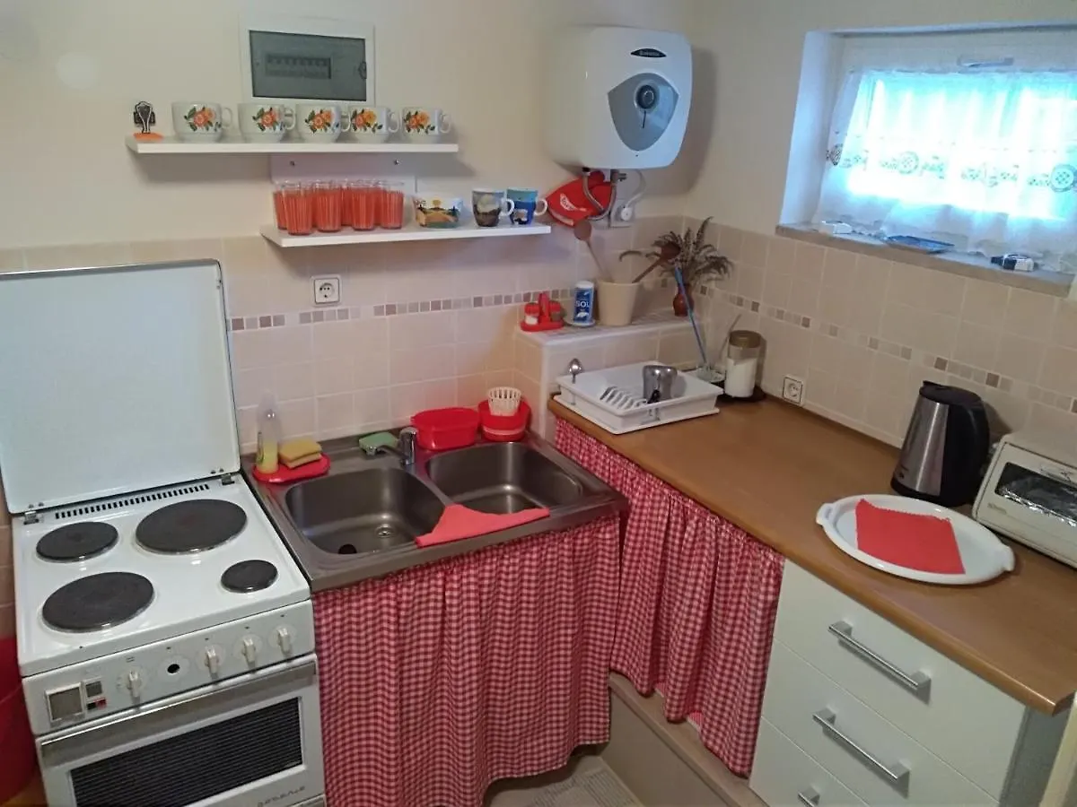Apartment Apartman Tri Palme Gabonjin Croatia