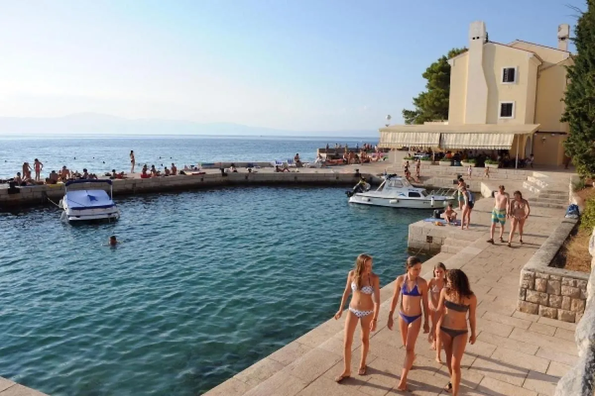 Apartman Tri Palme Gabonjin